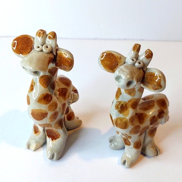 Set of 2 Handmade Clay Giraffe's Nursery Collector - Picture 2 of 13